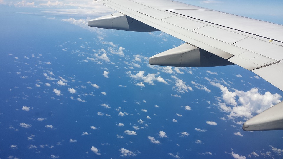 <52% of Airlines Plan to Adopt AI Technology Within the Next Three Years — How Will This Change Our Travel Experience?> Featured Article