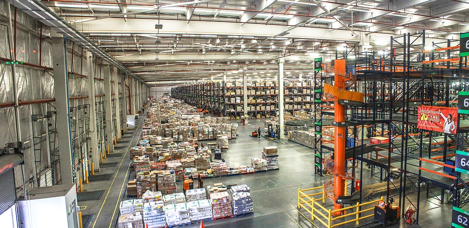 <You Cut My Data Line, I'll Block Your Trucks — China's Brutal "Logistics War": Alibaba vs. SF Express Is On!> Featured Article