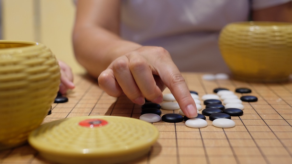 <Aja Huang: AlphaGo Zero Covered Thousands of Years of Human Go Research in Just Three Days> Featured Article